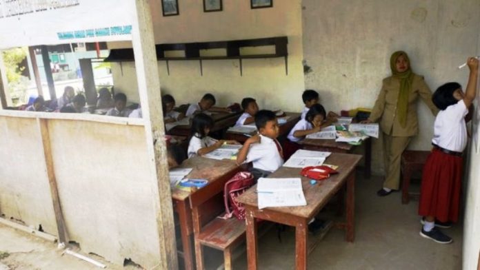 belajar-di-kelas-darurat-antarafoto_ratio-16x9